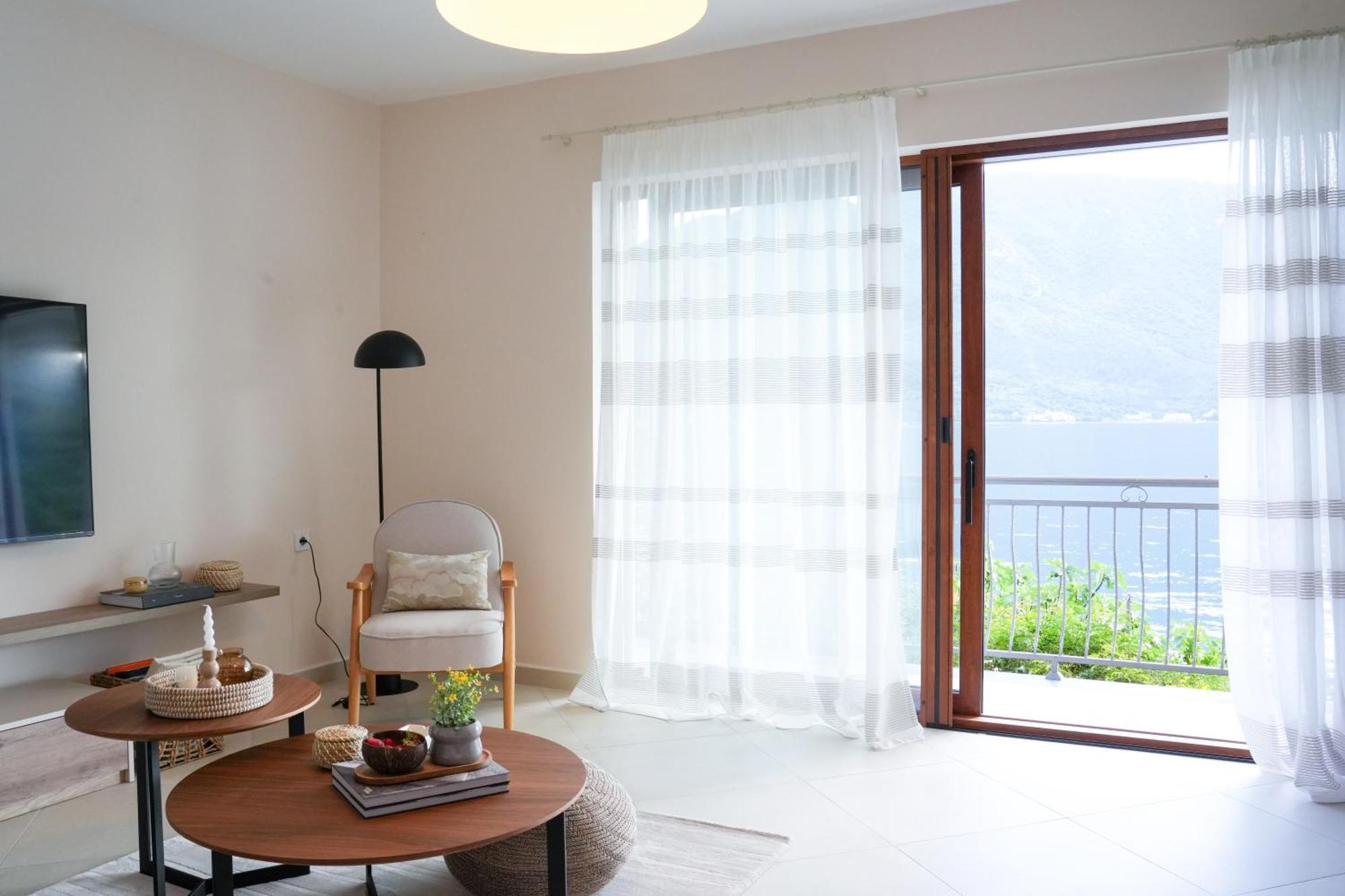 Aquazzura Apartment Kotor Luaran gambar